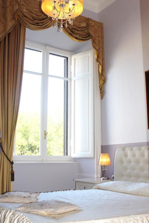 Guest house Charme Holidays Colosseum Rome