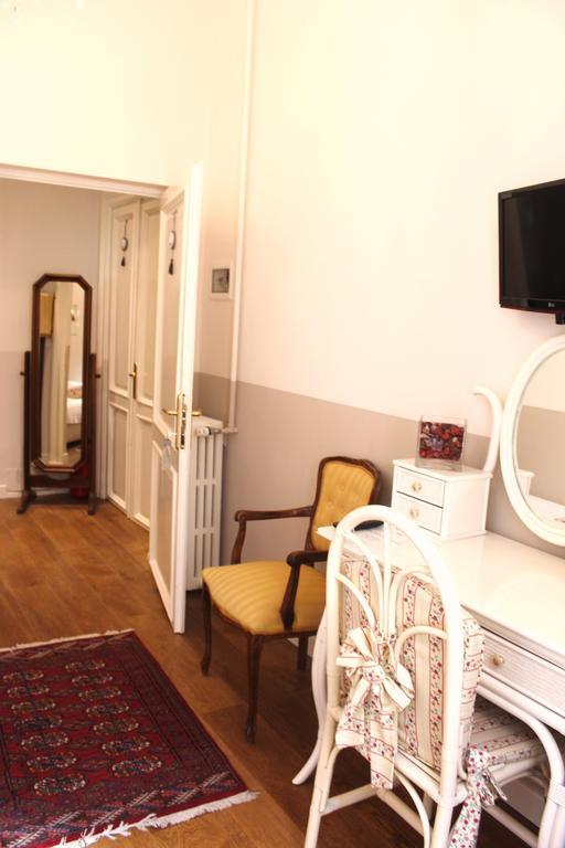 Charme Holidays Colosseum Guest house Rome