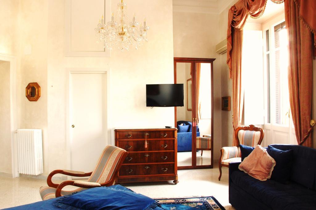 Guest house Charme Holidays Colosseum Rome