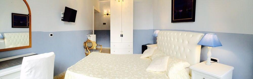 Charme Holidays Colosseum Guest house