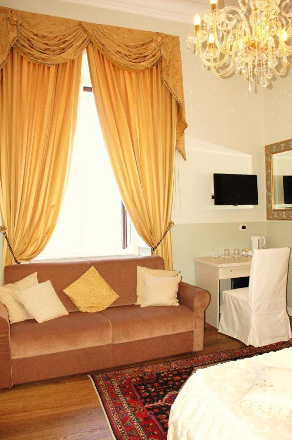 Guest house Charme Holidays Colosseum Rome