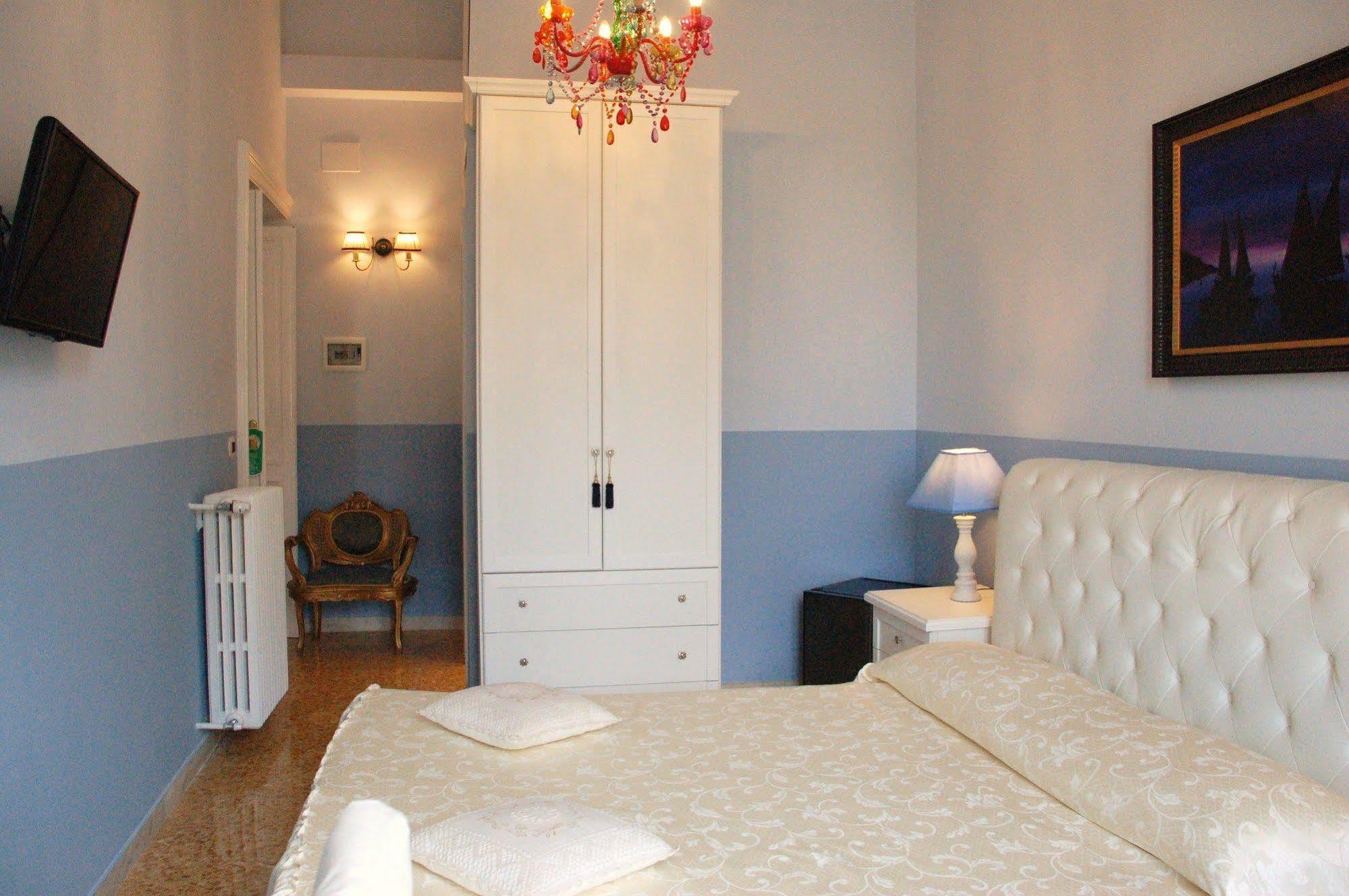 Charme Holidays Colosseum Affittacamere 2*