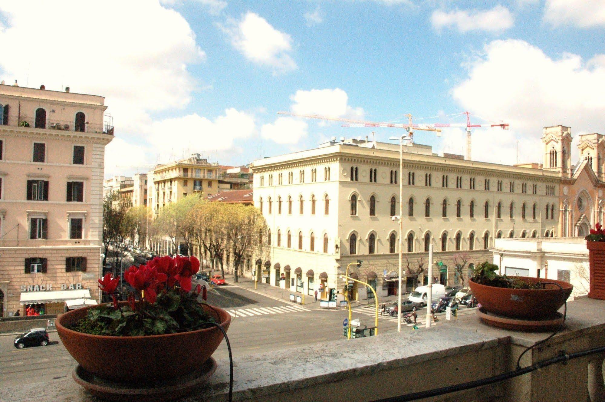 Affittacamere Charme Holidays Colosseum 2*